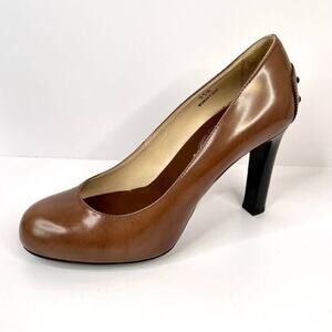 Tod's Size 5 (EU 35.5) Brown Leather 3.5 Heels With Black Studs Back of Heels